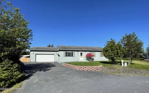 3420 Chirikof Cir, Kodiak, AK 99615