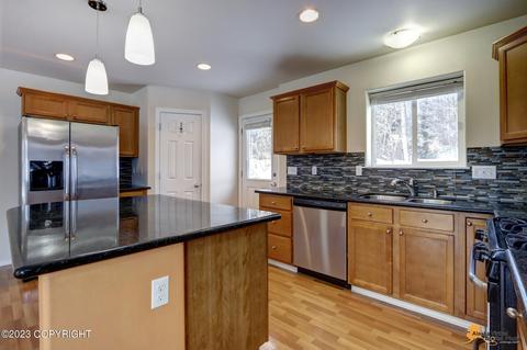 20551 Birch Crest Ln, Eagle River, AK 99577 photo 13
