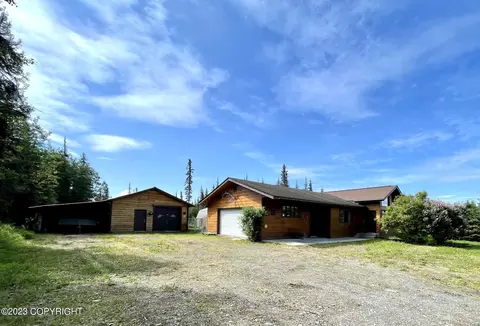 48909 Jones Rd, Soldotna, AK 99669