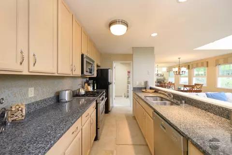 3601 Raspberry Rd # 3C, Anchorage, AK 99502 photo 3