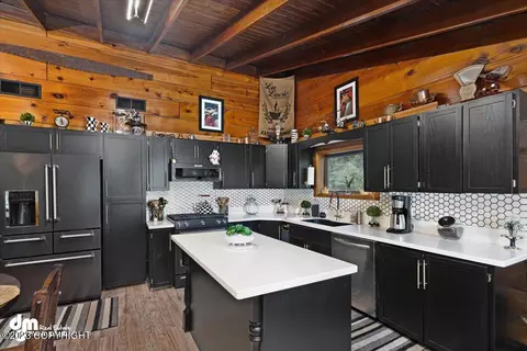 22115 Aurora Borealis Rd, Chugiak, AK 99567