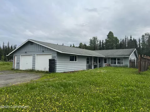 105 Walker Ln, Kenai, AK 99611