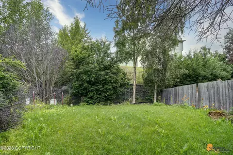 1085 E 17th Ave, Anchorage, AK 99501 photo 21