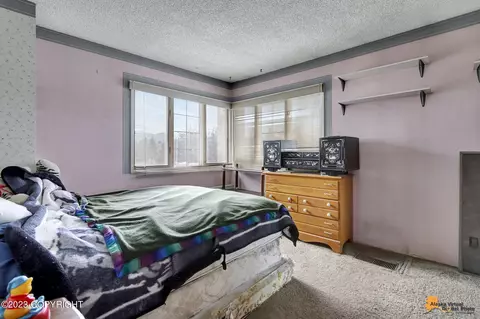 1085 E 17th Ave, Anchorage, AK 99501 photo 15