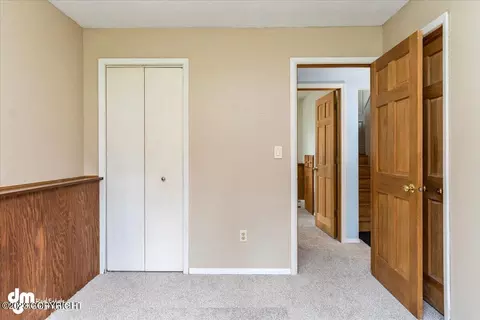 658 E 75th Ave, Anchorage, AK 99518 photo 23