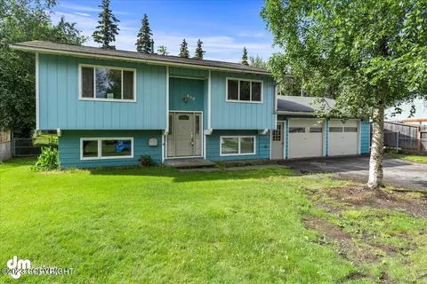 658 E 75th Ave, Anchorage, AK 99518
