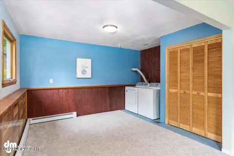 658 E 75th Ave, Anchorage, AK 99518 photo 10