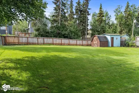 658 E 75th Ave, Anchorage, AK 99518 photo 27