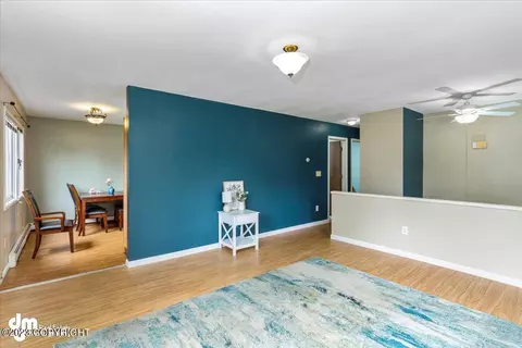 658 E 75th Ave, Anchorage, AK 99518 photo 5