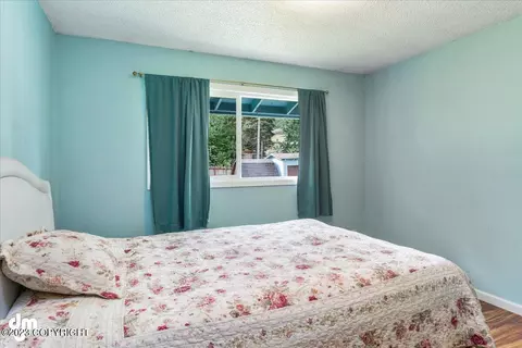 658 E 75th Ave, Anchorage, AK 99518 photo 13