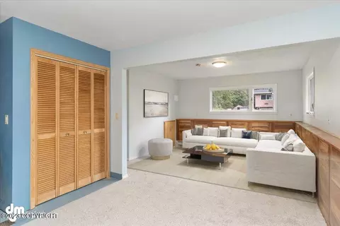 658 E 75th Ave, Anchorage, AK 99518 photo 8