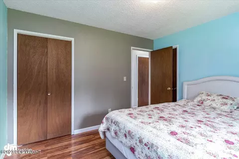 658 E 75th Ave, Anchorage, AK 99518 photo 14