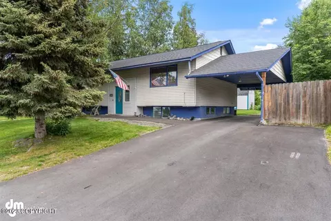 2020 Campbell Pl, Anchorage, AK 99507