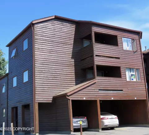 9730 Vanguard Dr # 6, Anchorage, AK 99507
