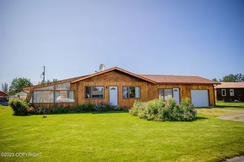 359 Columbine St, Soldotna, AK 99669