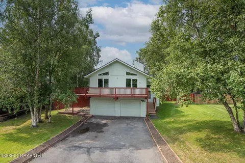 18116 Harbor Point Loop, Eagle River, AK 99577