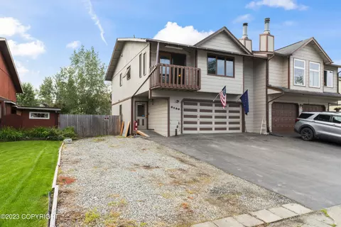 8490 Brookridge Dr, Anchorage, AK 99504