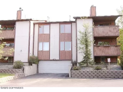 7301 Huntsmen Cir # 23F, Anchorage, AK 99518