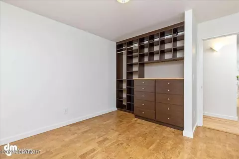 1811 E 57th Ave, Anchorage, AK 99517 photo 15