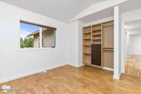 1811 E 57th Ave, Anchorage, AK 99517 photo 17