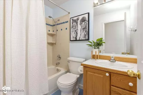 1811 E 57th Ave, Anchorage, AK 99517 photo 10