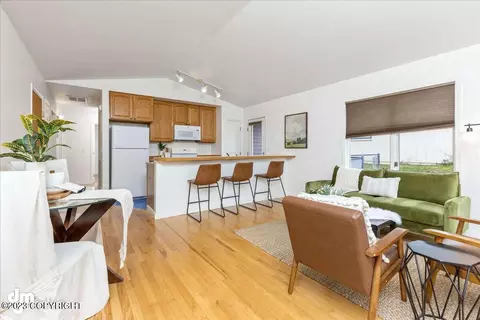 1811 E 57th Ave, Anchorage, AK 99517 photo 6