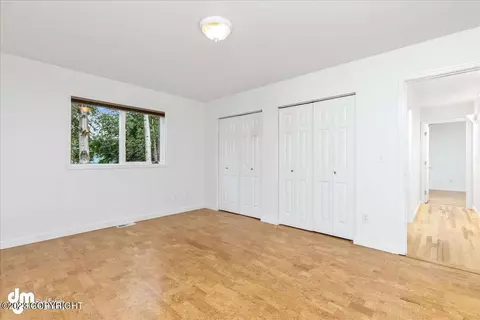 1811 E 57th Ave, Anchorage, AK 99517 photo 11