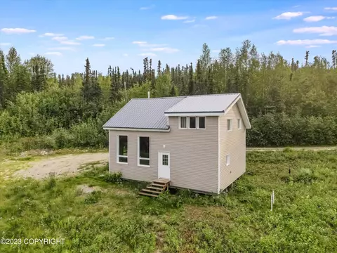 1400 Crestline Dr, Fairbanks, AK 99709