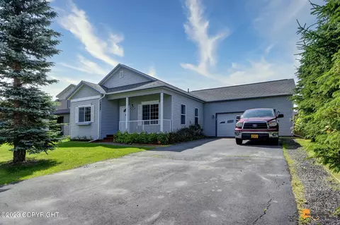5905 Big Bend Loop, Anchorage, AK 99502 photo 2