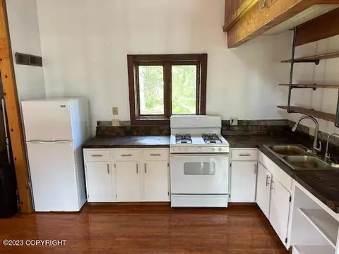 1616 Nerka Loop, Dillingham, AK 99576 photo 10