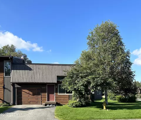 2041 Stonegate Cir, Anchorage, AK 99515