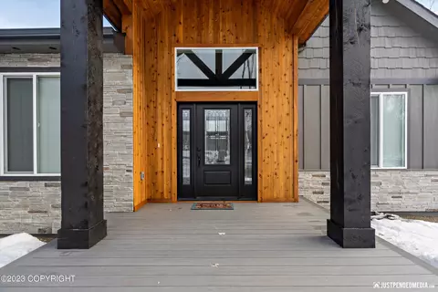 8681 E Windy Woods Loop, Palmer, AK 99645 photo 4