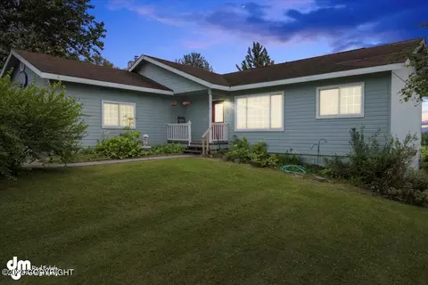 940 W Wickersham Cir, Palmer, AK 99645
