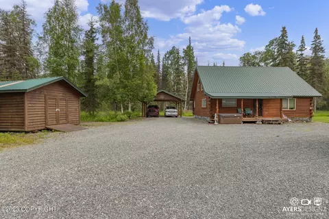35360 Robinwood Dr, Soldotna, AK 99669