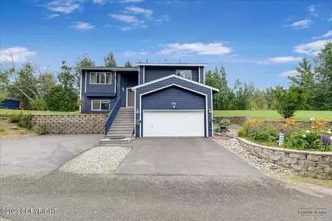 9201 E Brooklyn Cir, Palmer, AK 99645