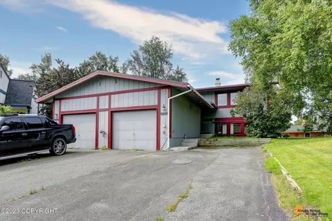 9200 Kirkwall Cir, Anchorage, AK 99502