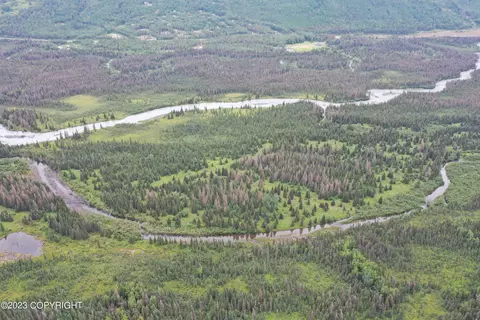 002 No Rd, Eagle River, AK 99577
