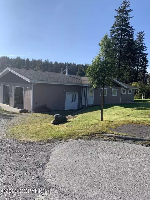 111 Bancroft Dr, Kodiak, AK 99615