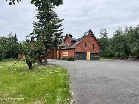 17915 Lacey Dr, Eagle River, AK 99577