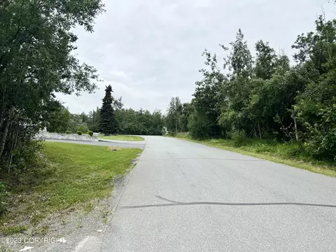 17915 Lacey Dr, Eagle River, AK 99577 photo 2