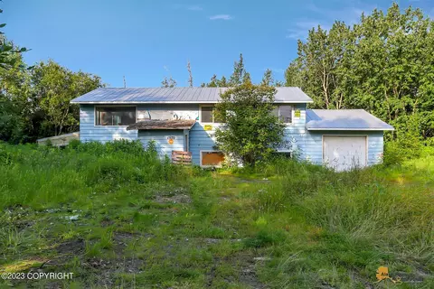 1570 N Branding Iron Ln, Wasilla, AK 99654
