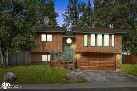 18225 Hidden Falls Ave, Eagle River, AK 99577