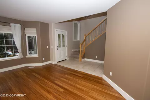 8706 Inyo Cir, Eagle River, AK 99577 photo 15