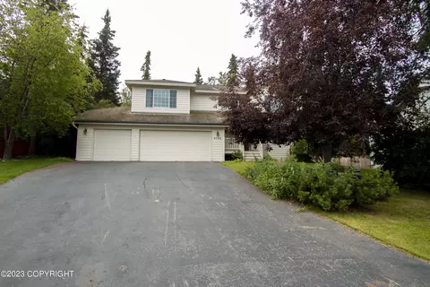 8706 Inyo Cir, Eagle River, AK 99577 photo 2