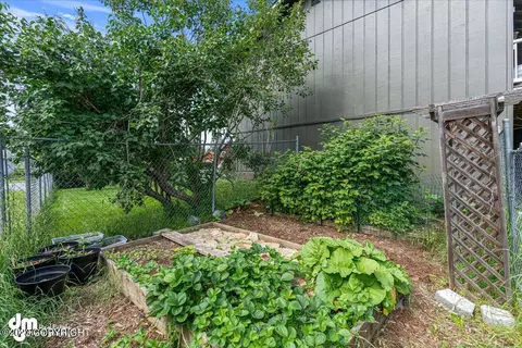 17740 Sanctuary Dr, Eagle River, AK 99577 photo 9
