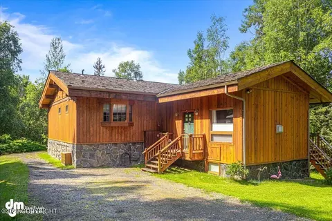 19743 Tulwar Dr, Chugiak, AK 99567 photo 2