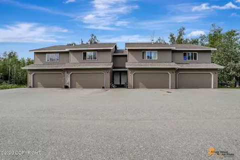 4561 W Sprucewood Dr, Wasilla, AK 99623