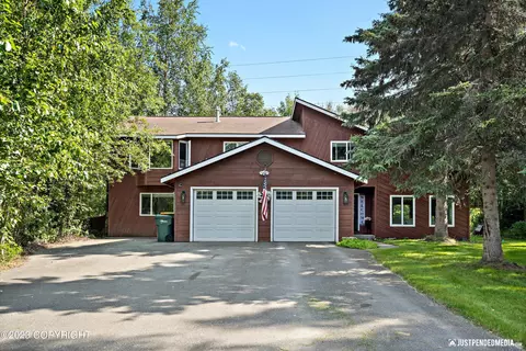 27346 Goshawk Ct, Chugiak, AK 99567