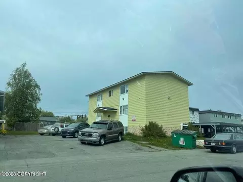 4329 San Roberto Ave, Anchorage, AK 99508