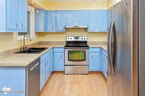 10146 Colville St, Eagle River, AK 99577 photo 9